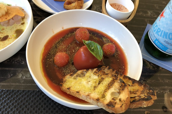 Estuary brings seafood and more to Downtown