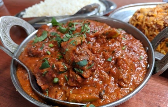 Your guide to the 5 top spots in Minneapolis's Calhoun neighborhood