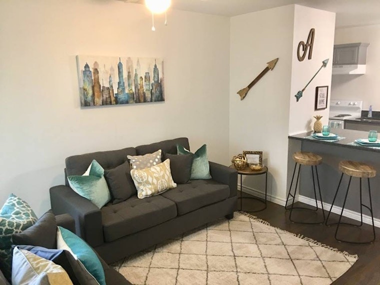 The cheapest apartment rentals in Wilshire Village, San Antonio