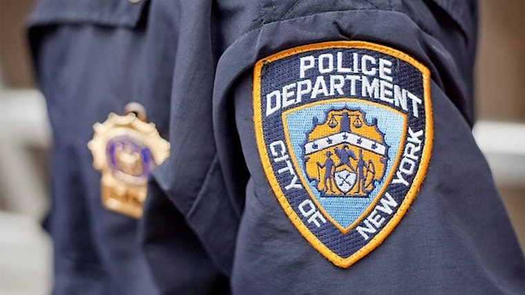Top NYC news: City floats paper bag charge; cops struck by drone, car at rabbi's funeral