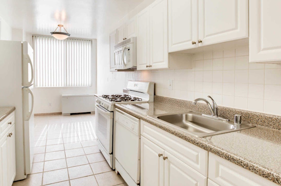 What will $1,800 rent you in Chevy Chase, right now?