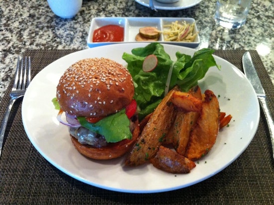 Boston's 5 Most Mouthwatering Burgers