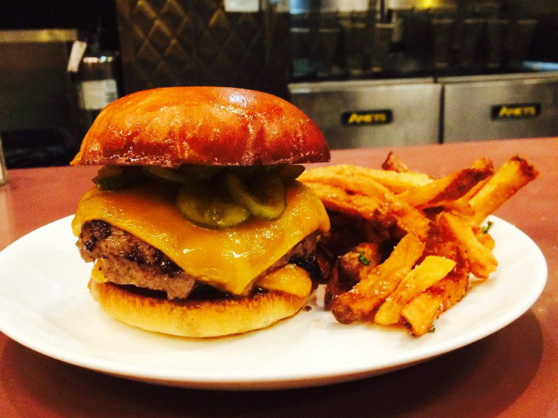 Chicago's 5 Most Mouthwatering Burgers