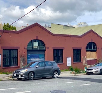 Real estate agency gets go-ahead to take over Castro's former Volvo Centrum building