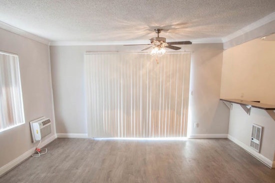 The lowest priced apartment rentals for rent in Canoga Park, Los Angeles