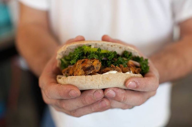 Where To Eat Like Boston Royalty For Under $10