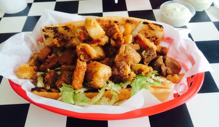 Where To Eat Like Chicago Royalty For Under $10