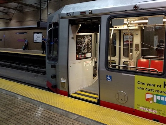 Door Falls Off Muni LRV Inside Tunnel Between Church & Castro Metro Stations