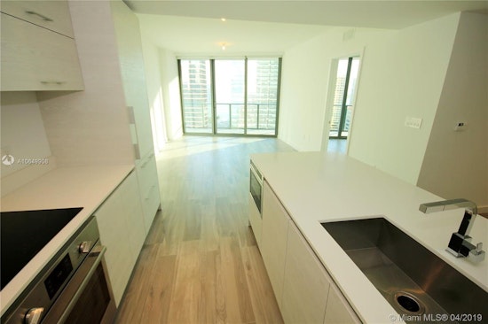 What will $2,600 rent you in Brickell, this month?