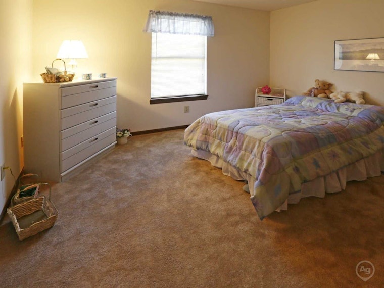 The cheapest apartment rentals for rent in Far Eastside, Indianapolis