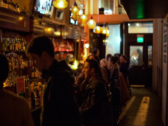 Showdown, 6th Street's DJ-Friendly Dive, To Close This Month