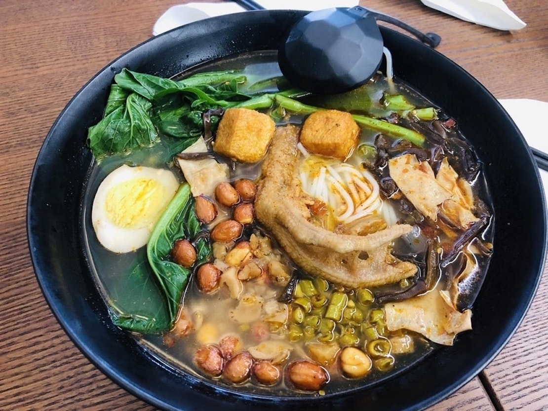 Oakland Eats The Temple Club Shutters Fresh Noodles In Chinatown