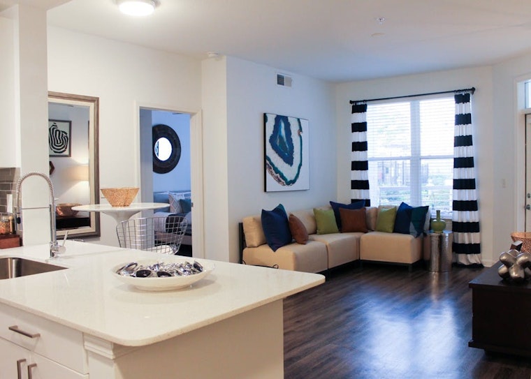 What will $1,400 rent you in Home Park, today?