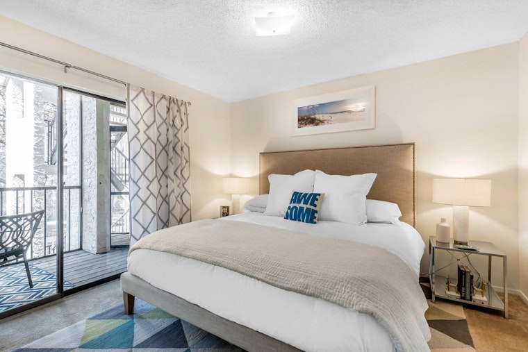 What will $1,000 rent you in Tampa Palms, today?