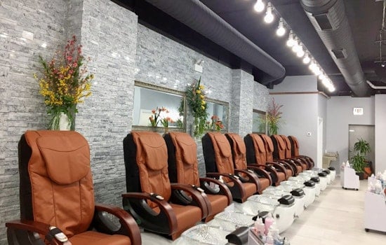 New River North nail salon Top Coat Nail Spa opens its doors