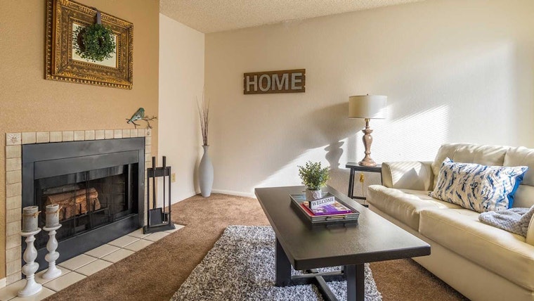 What will $900 rent you in Tucson, right now?