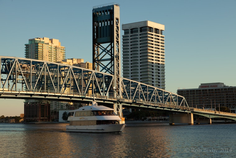 Top Jacksonville news: Police officer still employed after stealing from the department; more