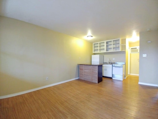 The cheapest apartment rentals on the market in Silver Hill, Albuquerque