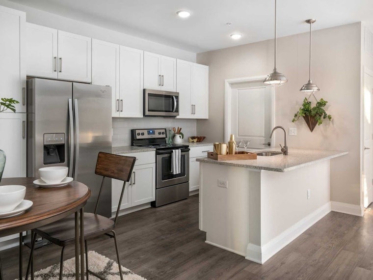 What will $1,200 rent you in Italian Village, right now?