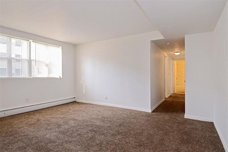 What will $700 rent you in Near Eastside, today?