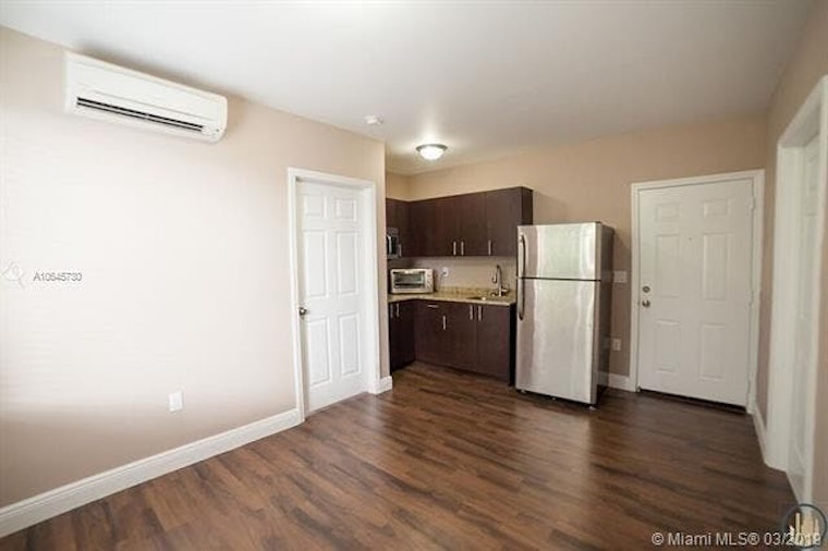The lowest priced apartment rentals for rent in Overtown, Miami