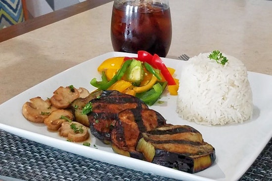 New eatery Triple Flavor Cafe debuts in Kansas City