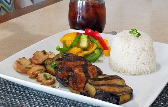 New eatery Triple Flavor Cafe debuts in Kansas City