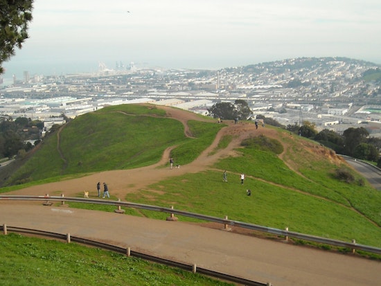 SFPD Investigating Fatal Stabbing At Bernal Heights Park [Updated]