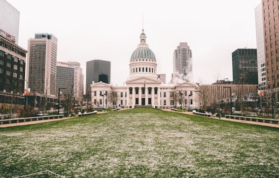Top St. Louis news: Eatery runs out of chocolate ice cream, woman bashes windows in anger; more