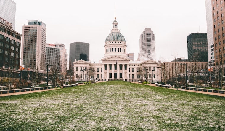Top St. Louis news: Eatery runs out of chocolate ice cream, woman bashes windows in anger; more