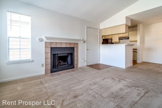 What will $1,000 rent you in South Semoran, this month?