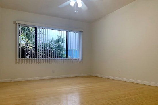 The most inexpensive apartment rentals for rent in Sawtelle, Los Angeles