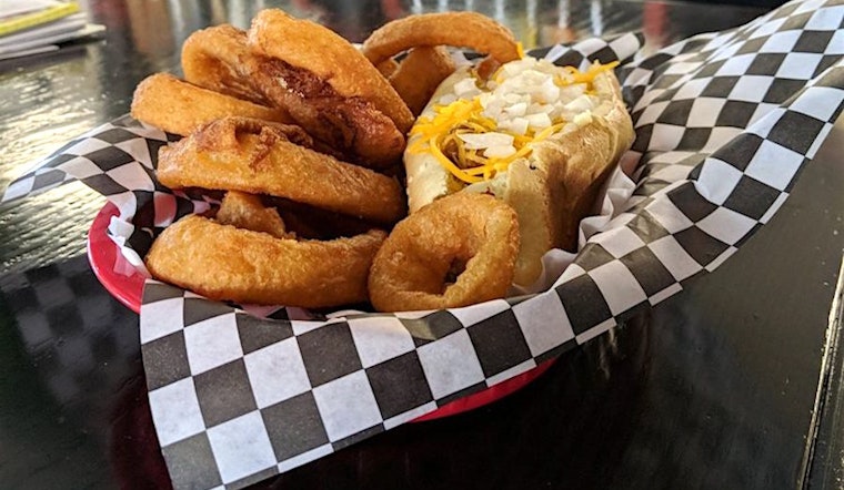 BrewZ Sports Cafe and Grill now open in Canoga Park