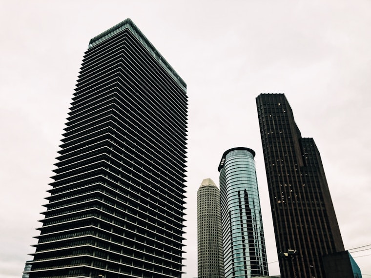Top Houston news: Man accused of stealing mail from PO; Credit card skimmers found on gas pumps