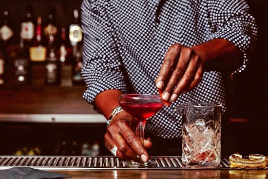 New St. Edwards cocktail bar Velouria opens its doors