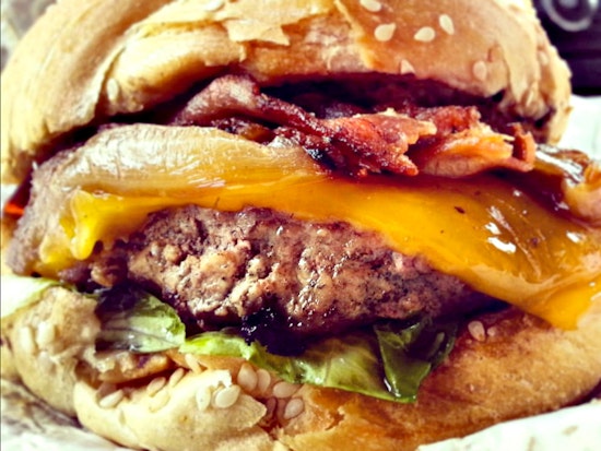 Think Inside The Bun: How Chicago Stacks Up In America's Top 50 Burgers