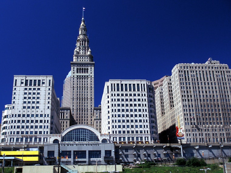 Top Cleveland news: 2 murdered in shooting outside bar; Hopkins' 'isolated technical issues'