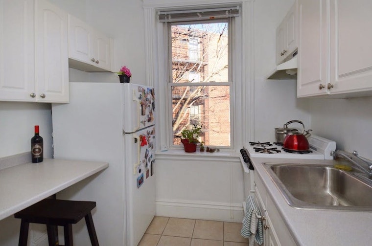 The most inexpensive apartment rentals on the market in Brighton, Boston