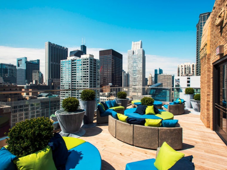 Your Sunny Day Guide To Chicago's Best Patios