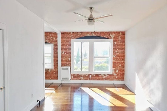 The most affordable apartment rentals on the market in Melrose, Los Angeles