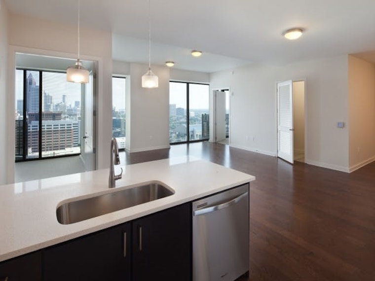 What will $1,900 rent you in Midtown, this month?