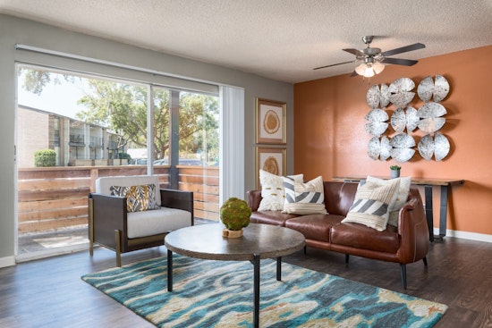 Renting in Jacksonville: What will $900 get you?