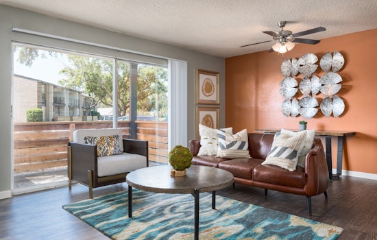 Renting in Jacksonville: What will $900 get you?
