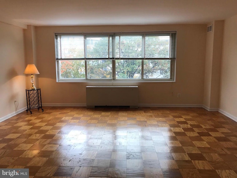 The most inexpensive apartment rentals on the market in Chevy Chase, Washington