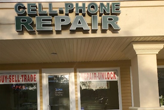 Re-Konekt Mandarin makes Southside debut, with mobile phone repairs and more