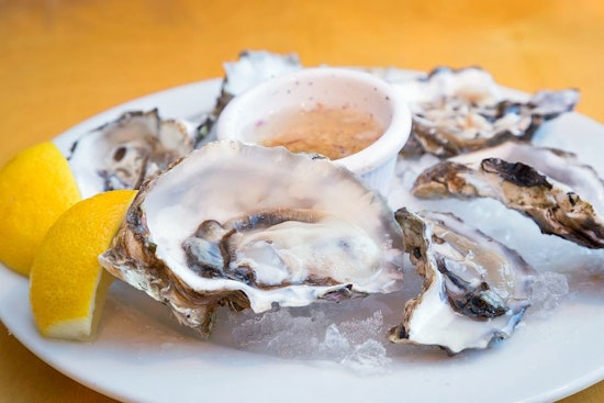 The 3 best spots to score seafood in Oakland