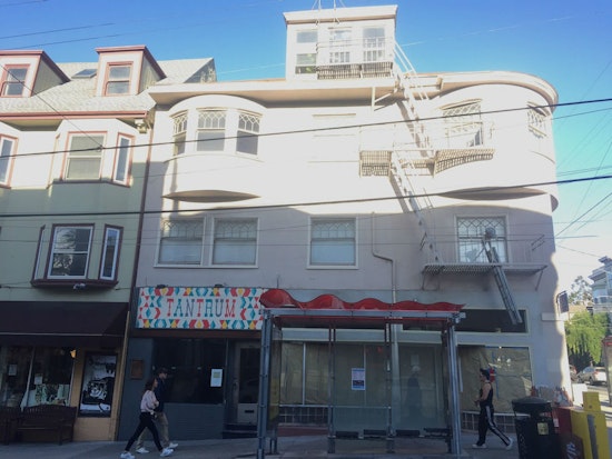 'Wooden Café' Coming To Former 'Doug's Suds' Corner
