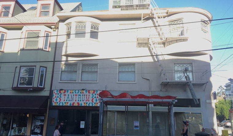 'Wooden Café' Coming To Former 'Doug's Suds' Corner