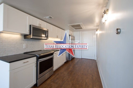 The most inexpensive apartment rentals for rent in Downtown, San Antonio