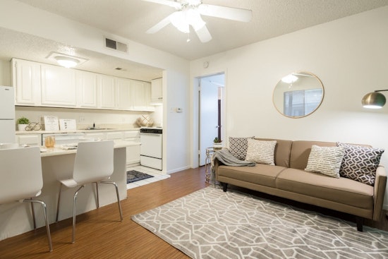 The cheapest apartment rentals for rent in Hyde Park, Austin